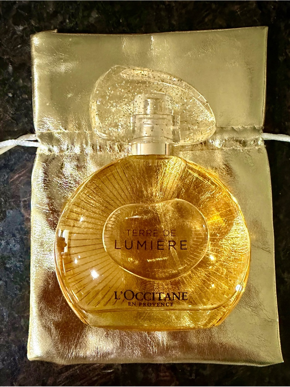 L'OCCITANE TERRE DE LUMIERE THE GOLD EDITION EDP Spray 50 ml 1.6oz - Picture 3 of 4